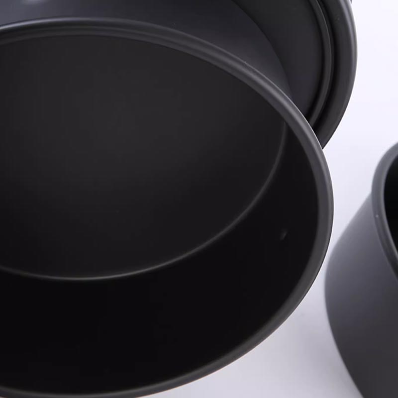 Activity bump cake mold