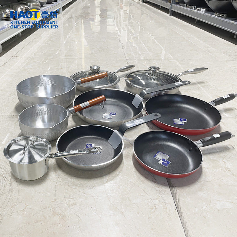 26cm three-layer steel non stick frying pan with glass cover (304)