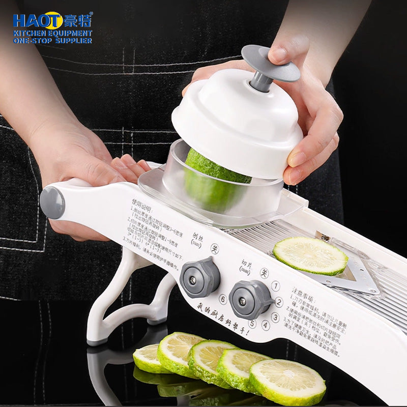 Lemon slicer and fruit slicer