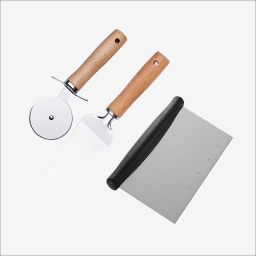Dough scraper