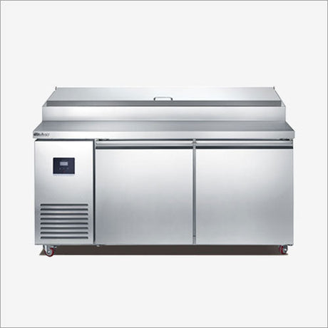 Pizza cooling tables