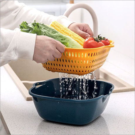 Vegetable strainers & Sieves