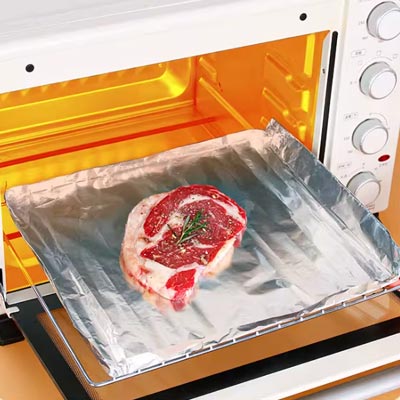 Household aluminum foil roll